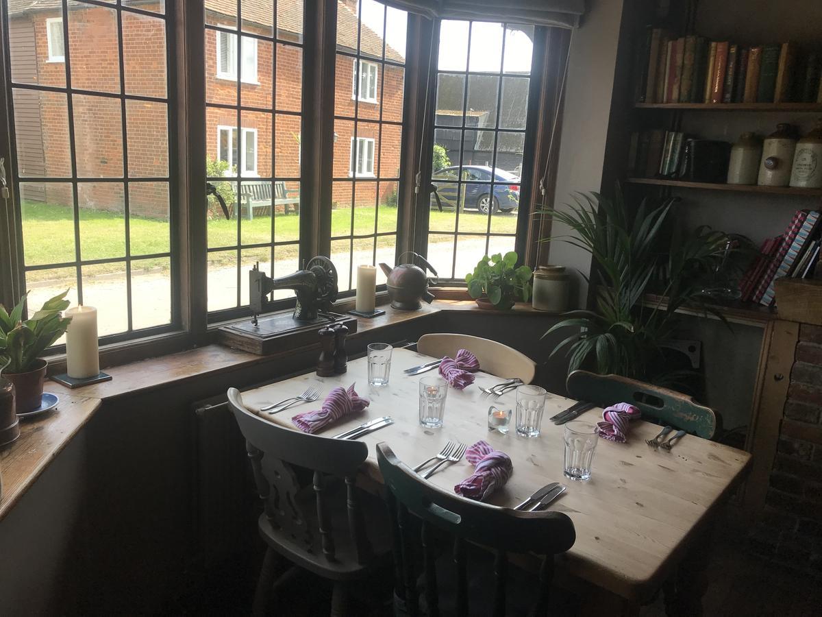 The Red Lion Stodmarsh Hotel Canterbury Eksteriør billede